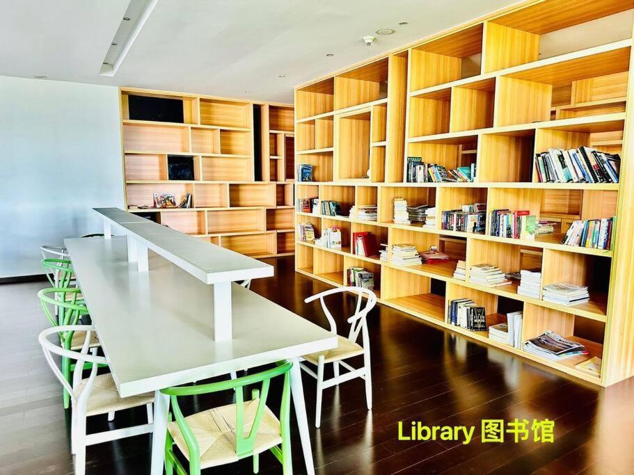 R&f Classic Design @35f 3br 11pax Apartemen *
